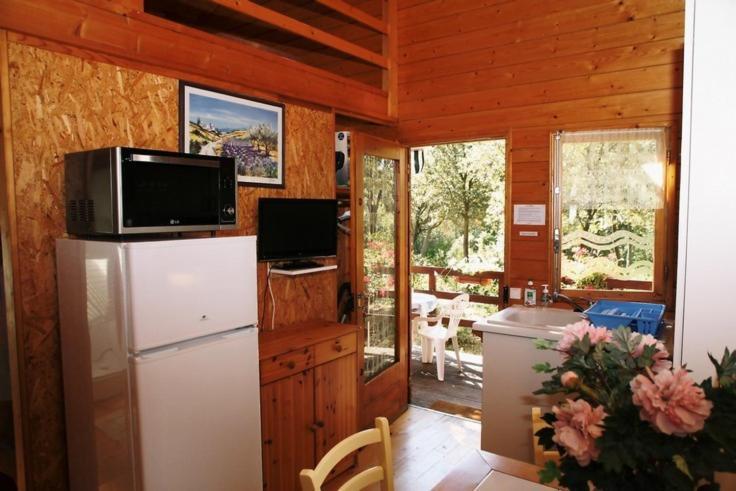 Gites De Plos Appart Chalet Piscine Spa Anduze Zimmer foto